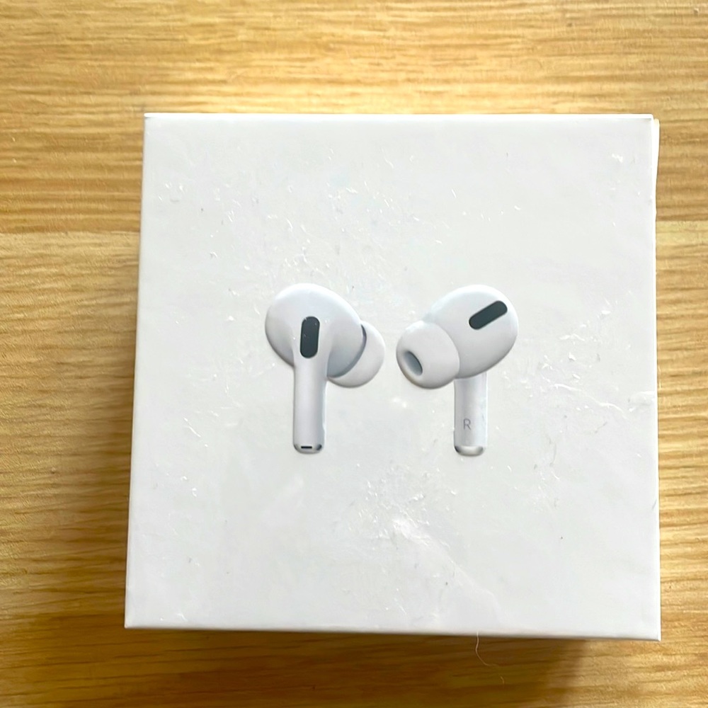 NEW airpod pros